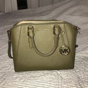 AUTHENTIC Olive Green Michael Kors Purse V $95